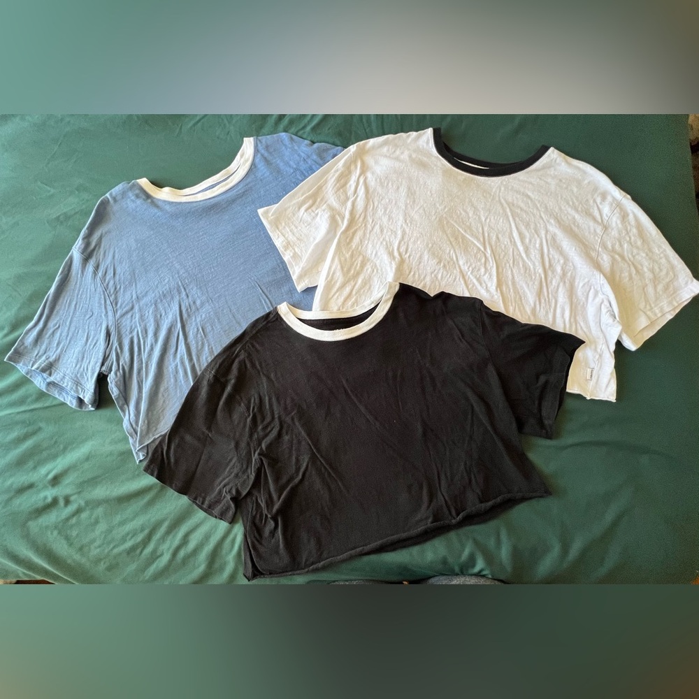Fabletics Bundle of 3 “Cotton Slub Cropped Tee” in Blue, White, and Black